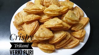 Tikona Mathri Nimki Tea Time Recipe Crispy Trikoni Verki Puri Recipe  Diwali Special Snack [upl. by Aremaj]