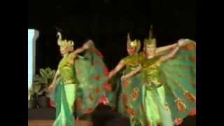 TARI MERAK  Tari Tradisional Jawa Barat Sunda [upl. by Chapell]