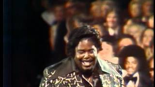 Barry White Wins Favorite Male Soul Artist  AMA 1976 [upl. by Adeirf]