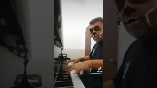 Halloween Los Locos Adams Cover en Piano [upl. by Cook]