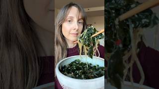 NONTOXIC ANTIINFLAMMATORY WAKAME SEAWEED SALAD cookingforpeanuts eat daily Get your iodine [upl. by Newg210]