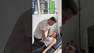 Questo lascia sempre increduli 😂 osteopata osteopatia thrust asmr [upl. by Ybrik]