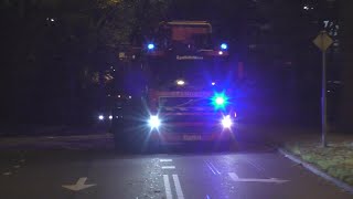 Brandweer Schiedam met spoed naar een Afhijsing  Ambulance met spoed naar het ziekenhuis [upl. by Ellita]