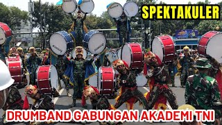 SPEKTAKULER 🔥 DRUMBAND AKADEMI TNI GABUNGAN AAL AAU AKMIL DI JANTUNG KOTA JAKARTA BUNDARAN HI 🇮🇩 [upl. by Leryt]