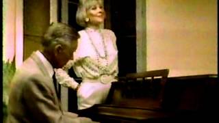 Doris Day amp Les Brown  rare 1985 reunion video of quotSentimental Journeyquot [upl. by Graniah50]