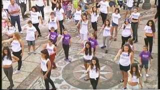 Flash Mob Chipiona quot Rompe las cadenas quot [upl. by Eelreveb]