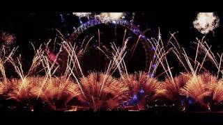 New Years Day 2011  London Firework Display [upl. by Lehcor]