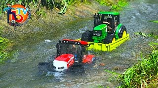 BRUDER TRAKTOR McCORMICK John Deere he fell into a river mud [upl. by Teevens]