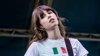 Clairo  Pretty Girl Live Milan 2022 [upl. by Aviva]