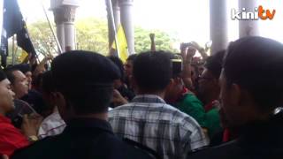 Protesters try to storm court during Allah trial [upl. by Nitnelav]