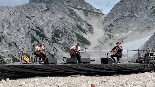 Tevere Grand Hotel  Serenata Lacrimosa  Mannarino live  No Borders Festival 2020 [upl. by Welcome]