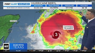 Hurricane Beryl makes its way to Mexicos Yucatan Peninsula [upl. by Neved683]