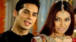 Main Agar Saamne  Raaz  Dino Morea  Bipasha Basu  Abhijeet Alka Yagnik  Bollywood Wedding Song [upl. by Adnamra]