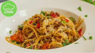 Spaghetti Alla Puttanesca  Einfache Nudelsoße in 10 Minuten [upl. by Acirretal138]