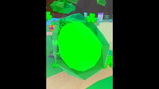 Og Bubble Gum simulator hatching [upl. by Hahsia]