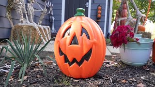 Grand Ledge neighbor uses spooky display to support St Jude Childrens Hospital [upl. by Ateiluj]