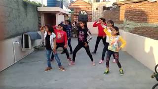 quotGOLMAAL 4 TITLE TRACK DANCEquot I Golmaal again I Aadhar performing Dance and Arts [upl. by Lleroj]