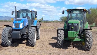 NEW HOLLAND TS6125 Elite amp JOHN DEERE 6603 BARBECHANDO 1er CAREO DE 2 BUENOS TRACTORES amp MARCAS [upl. by Clovah46]