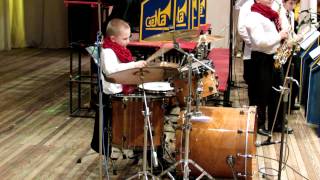 Drum solo  Daniel Varfolomeyev  8 years  a small super drummer [upl. by Eiralav]