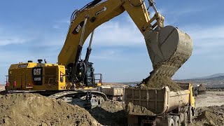 Caterpillar 6015B Excavator Loading Trucks With Two Passes  Sotiriadis Mining Works [upl. by Ettinger]