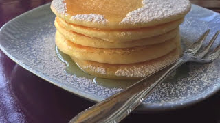 ♡Ricetta dei PANCAKES con miele [upl. by Ecirtaemed272]