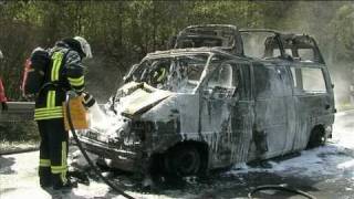 A45 bei Wilnsdorf 05052010 Krankenwagen nach Unfall ausgebrannt [upl. by Golub]