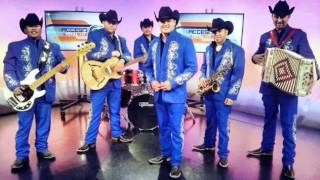 No Supo Comprenderme  Nacho Galindo Jr y Su Conjunto Vencedor En Vivo [upl. by Vonnie]