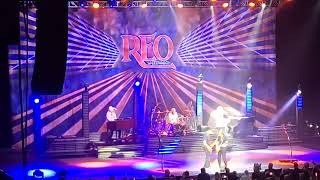 REO SPEEDWAGON 2024 Farewell Tour quotKeep On Loving Youquot amp quotRoll With The Changesquot END OF SHOW FINALE [upl. by Aras988]