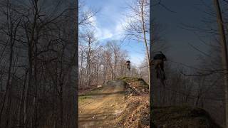 Jumps👯 mtb mtbpark bikepark qc mountainbike fall mtbjumps jumps mtbtrails [upl. by Eisler255]