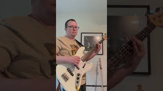 Yes “Roundabout” bass cover Chris Squire [upl. by Innig]