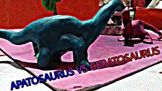 Ceratosaurus VS Apatosaurus [upl. by Ydnem]