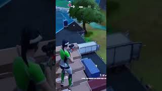 Reviens la imbécile fortnite fortniteclips gaming clips sniping notcheating manette [upl. by Inna]