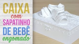 Caixa com Sapatinhos de Bebê Engomados Laqueado Branco [upl. by Andryc567]