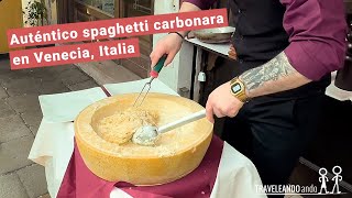 Spaghetti carbonara en Venecia Italia [upl. by Charlena767]