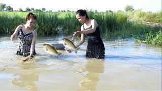 Beautifull Girl Fishing at Battambang  how to Catch Fish in cambodia  007 [upl. by Sansbury445]