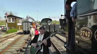 Stoomtrein Bello Lied van Loek op Bellofestival  Stoomtram Museum Hoorn Medemblik [upl. by Janot819]