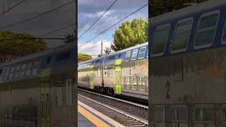 Regionale Trenitalia con E464 174 in arrivo in stazione regionale trenitalia [upl. by Akenaj]