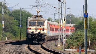 6 Hours Late Running 12295 DNRSBC Sanghamitra Express Accelerates Towards Itarsi  Jabalpur [upl. by Fawnia]