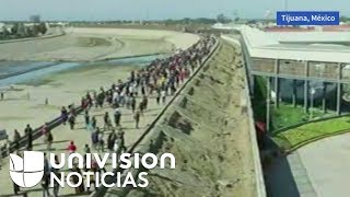 EN VIVO Migrantes marchan hacia la frontera de EEUU [upl. by Acissj233]