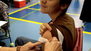 Vaccin a h1n1MP4 [upl. by Aglo]