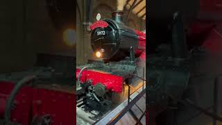 5972 Hogwarts Express at The Harry Potter Studio Tour in Watford harrypotter [upl. by Sofko]