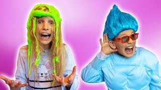 Amelia and Avelina slime adventure with a genie in a bottle [upl. by Krisha]