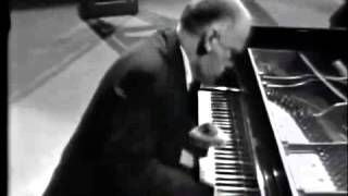 Sviatoslav Richter  Ravel  Jeux deau [upl. by Scherle]