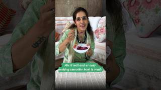 Smoothie Bowl Recipe Breakfast Superfoods NourishMe SmoothieBowl festivebalancewithviral [upl. by Dnalyaw]