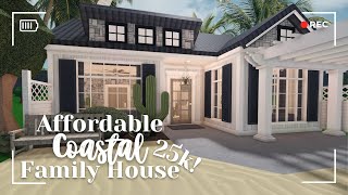 bloxburg  🌿 ꒰ 25k ꒱ no gamepass affordable coastal house ꒰ build amp tour ꒱ [upl. by Denise]