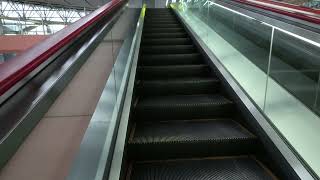 大阪 関西国際空港 第1ターミナル 2F‐3F  Kansai International Airport Escalator Osaka Japan [upl. by Nonek280]