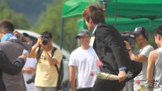 Fancam Cute Minho doing aegyo dance ˘▽˘˘▽˘  110915 DT [upl. by Yras451]