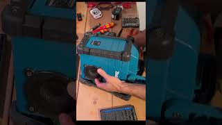 Makita DMR107 Reparatur diy repair makita soldering electronics [upl. by Kristian794]