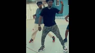 kuami eugene bunker Official Dance video by incredible  kuami eugene [upl. by Lai143]