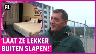 Woede om asielzoekers in 4 strandhotel Kijkduin [upl. by Kayle712]